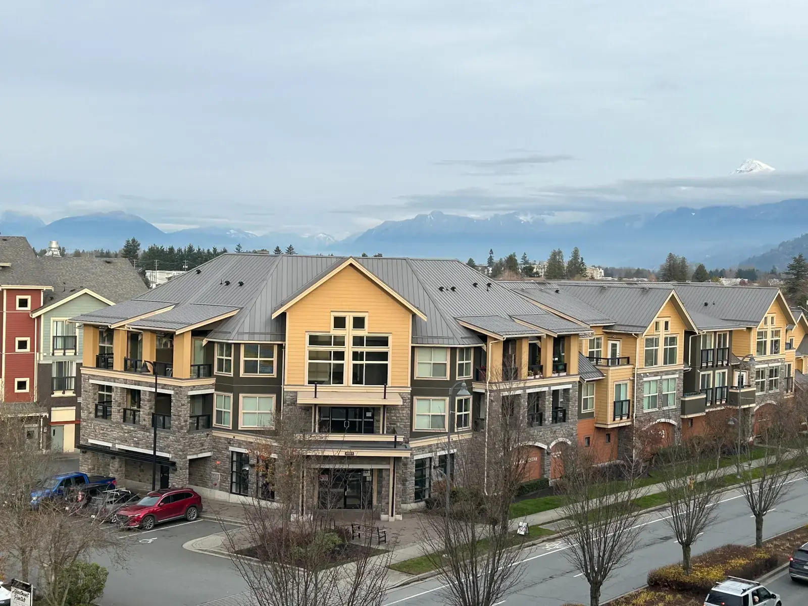 Roseburg Apartments in Chilliwack, BC